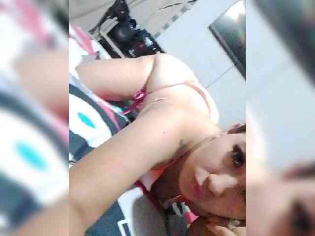 Kate014 webcam