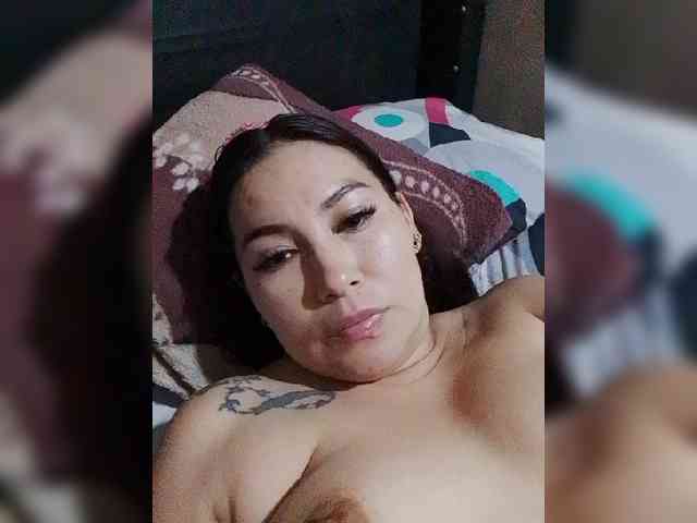 Kate014 webcam