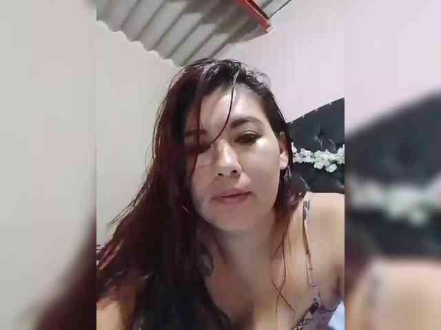Kate014 webcam