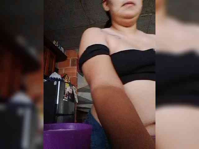 Kate014 webcam