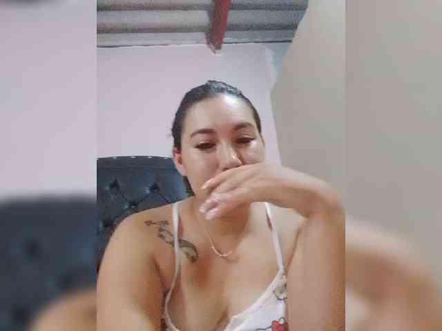 Kate014 webcam