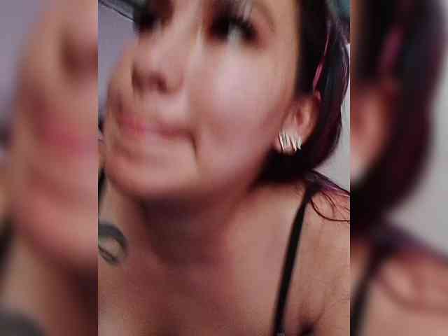 Kate014 webcam