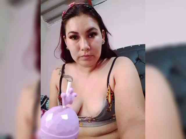 Kate014 webcam
