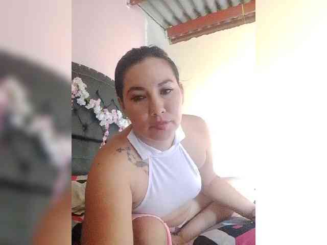 Kate014 webcam