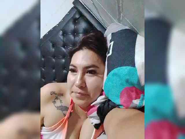 Kate014 webcam