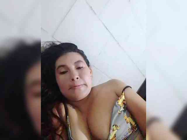 Kate014 webcam