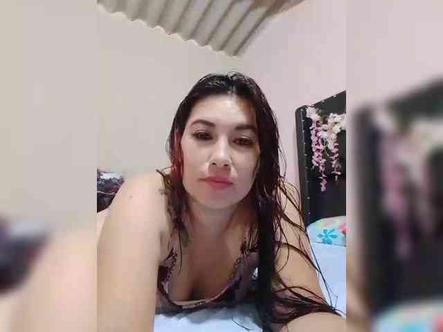 Kate014 webcam