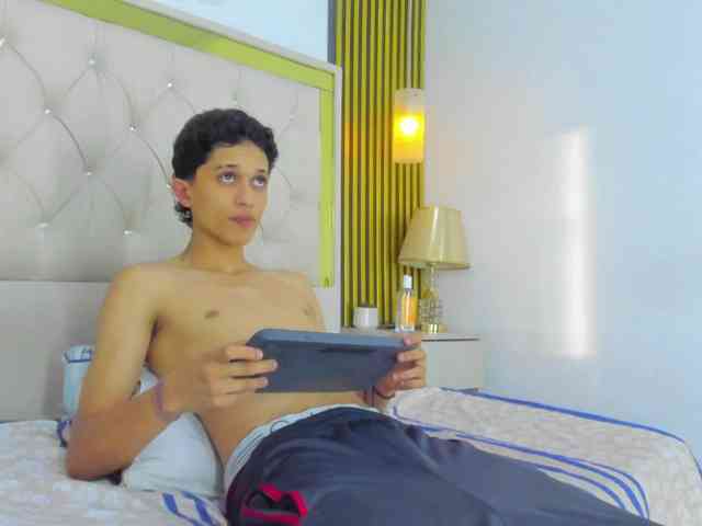 Jay-Secret1 Sex Cam Show