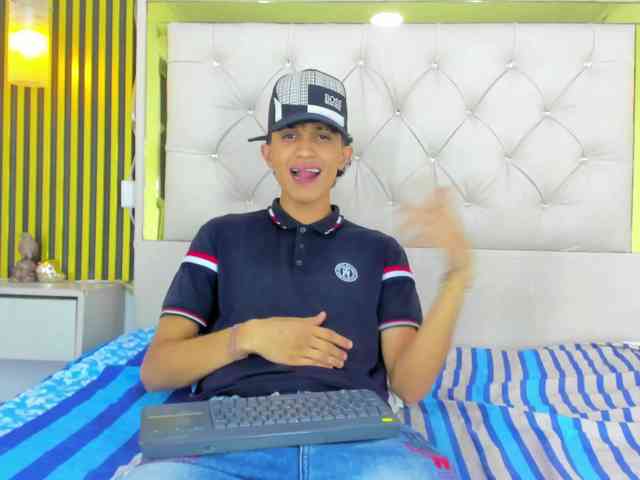 Jay-Secret1 Sex Cam Show