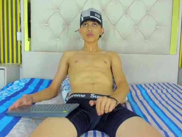 Jay-Secret1 Sex Cam Show