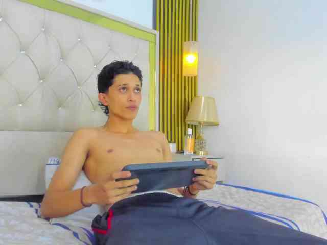 Jay-Secret1 Sex Cam Show