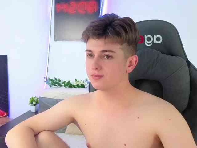 MilessCooper Sex Cam Show