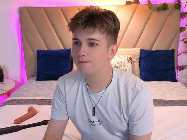 MilessCooper Sex Cam Show