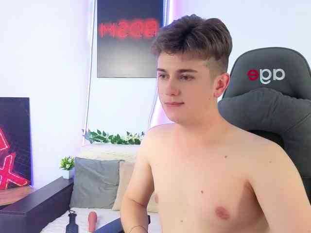 MilessCooper Sex Cam Show