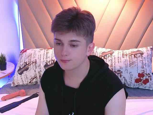 MilessCooper Sex Cam Show