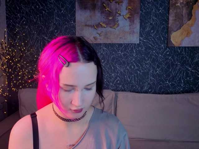 Ekimmj-age live cam on BongaCams