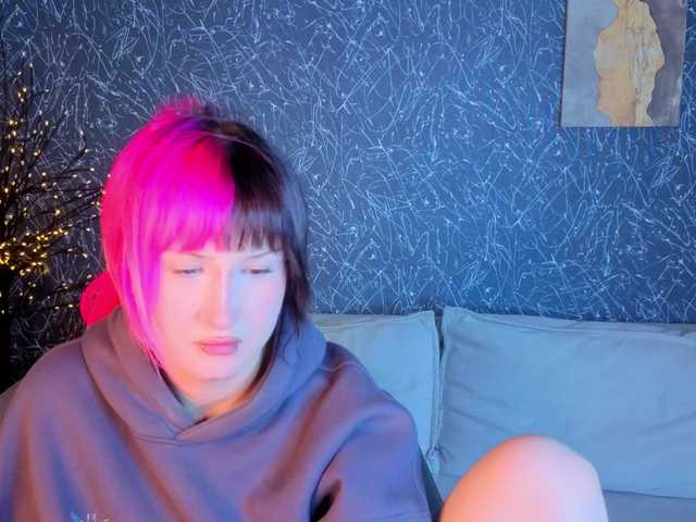 Ekimmj-age live cam on BongaCams