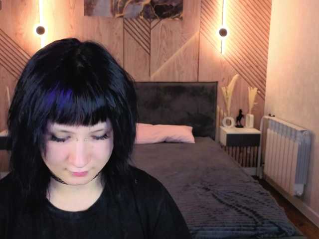 Ekimmj-age live cam on BongaCams