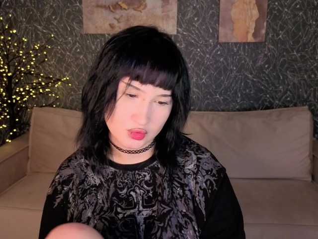 Ekimmj-age live cam on BongaCams