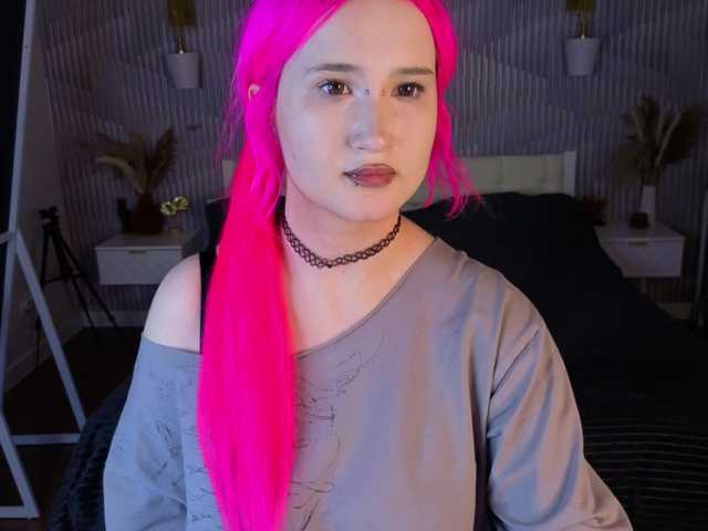 Ekimmj-age live cam on BongaCams