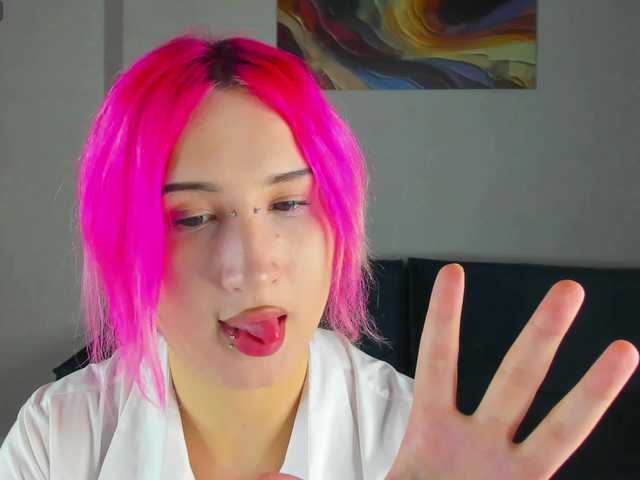 Ekimmj-age live cam on BongaCams