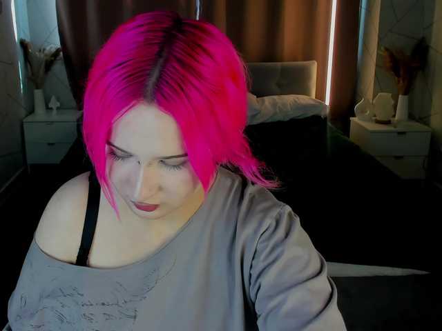 Ekimmj-age live cam on BongaCams