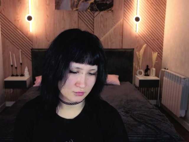 Ekimmj-age live cam on BongaCams