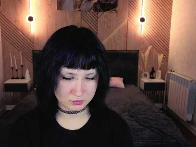 Ekimmj-age live cam