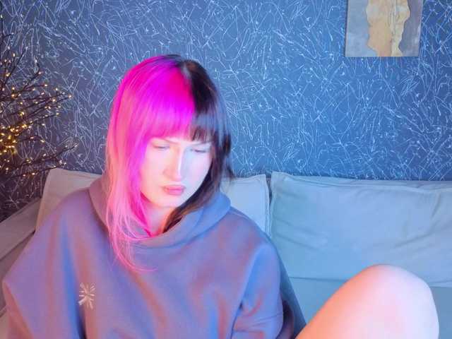 Ekimmj-age live cam on BongaCams