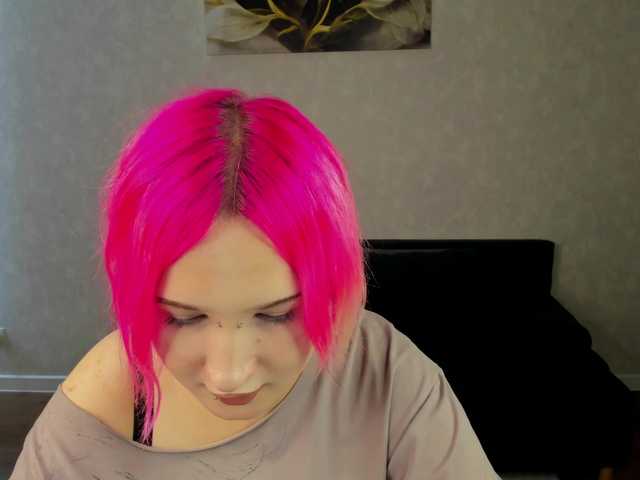 Ekimmj-age live cam on BongaCams