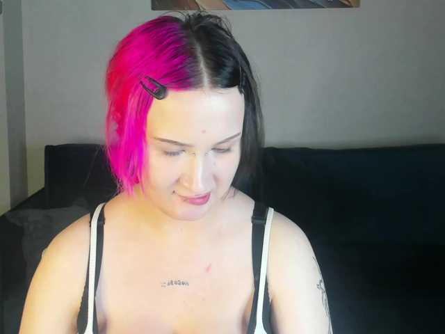Ekimmj-age live cam on BongaCams