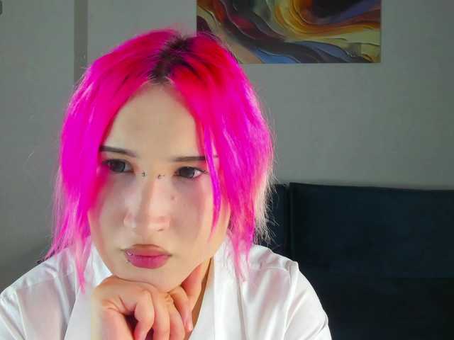 Ekimmj-age live cam on BongaCams