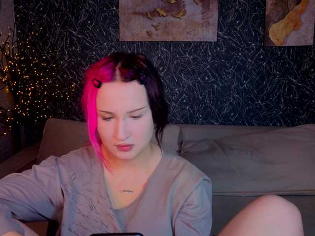 Ekimmj-age live cam on BongaCams