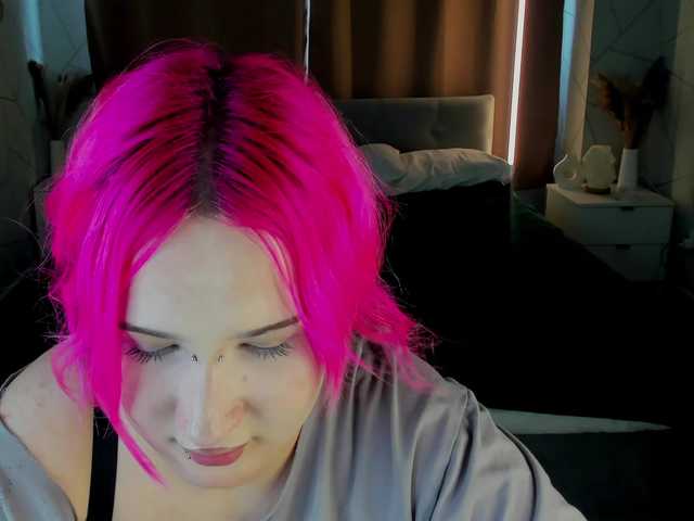 Ekimmj-age live cam on BongaCams