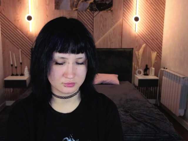 Ekimmj-age live cam on BongaCams