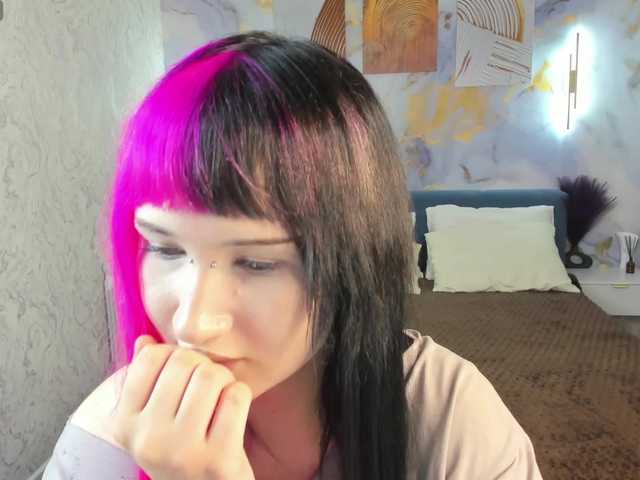 Ekimmj-age live cam on BongaCams