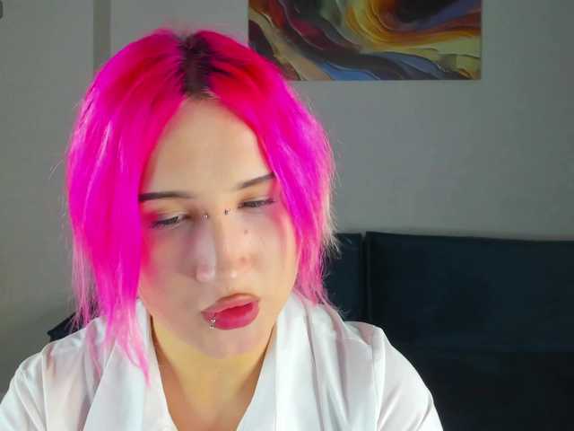 Ekimmj-age live cam on BongaCams