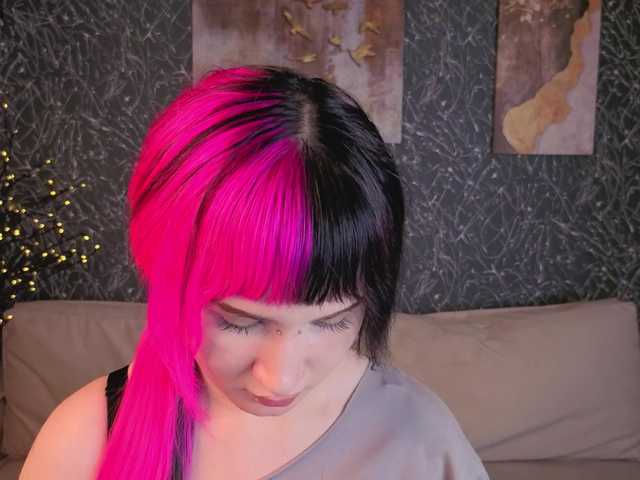 Ekimmj-age live cam on BongaCams