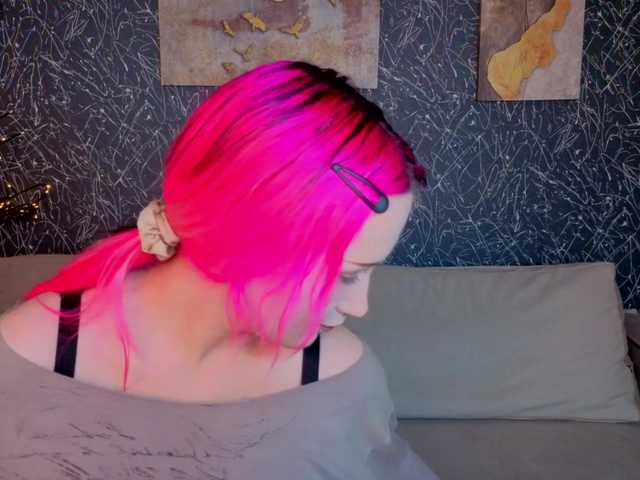 Ekimmj-age live cam on BongaCams