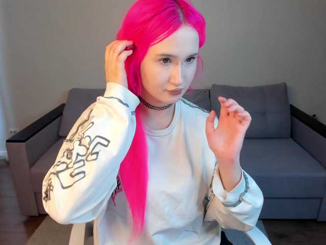 Ekimmj-age live cam on BongaCams
