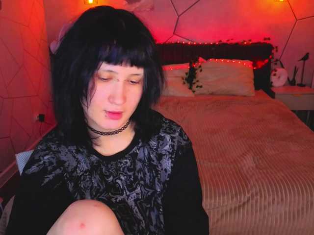 Ekimmj-age live cam on BongaCams