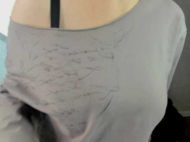 ekimmj-age cam belle
