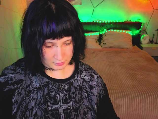 Ekimmj-age live cam on BongaCams