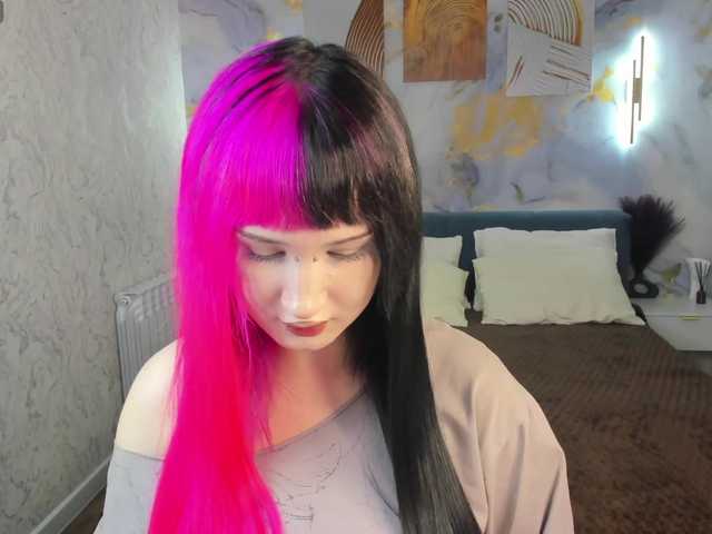 Ekimmj-age live cam on BongaCams