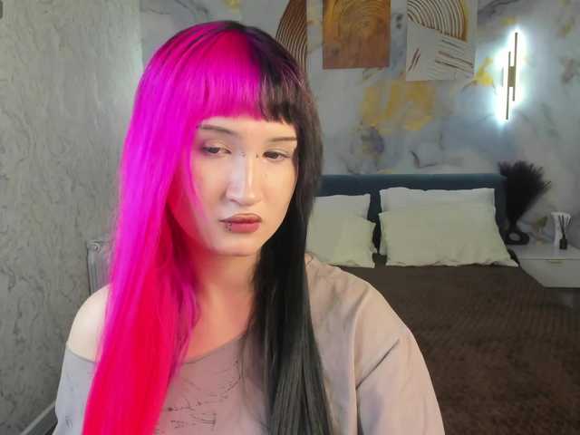 Ekimmj-age live webcam show