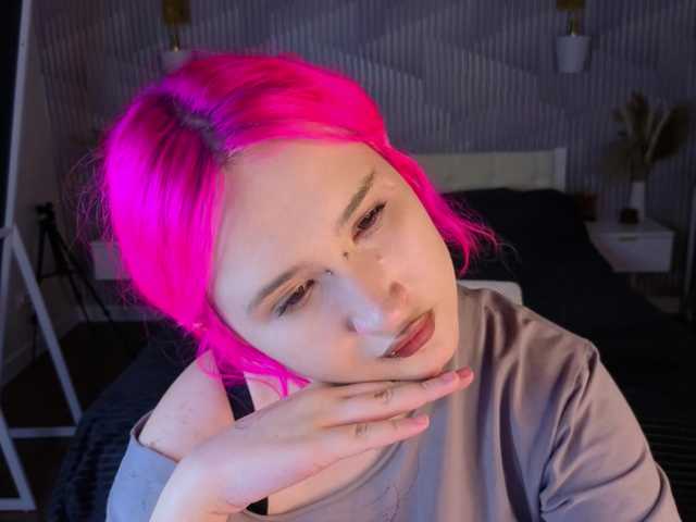 Ekimmj-age live cam on BongaCams