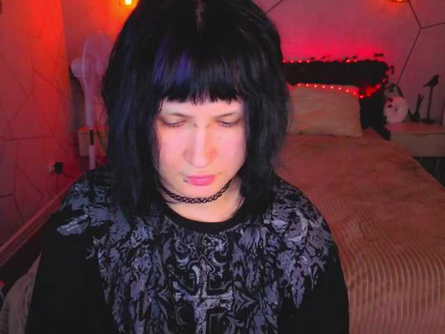 Ekimmj-age live cam preview