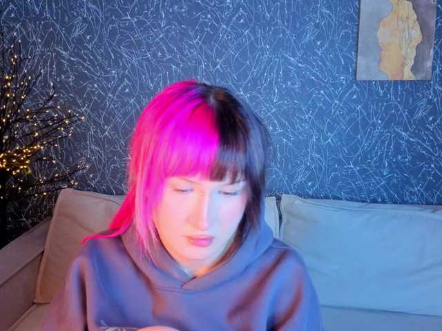 Ekimmj-age live cam on BongaCams