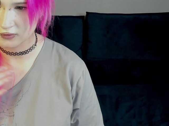Ekimmj-age live cam on BongaCams