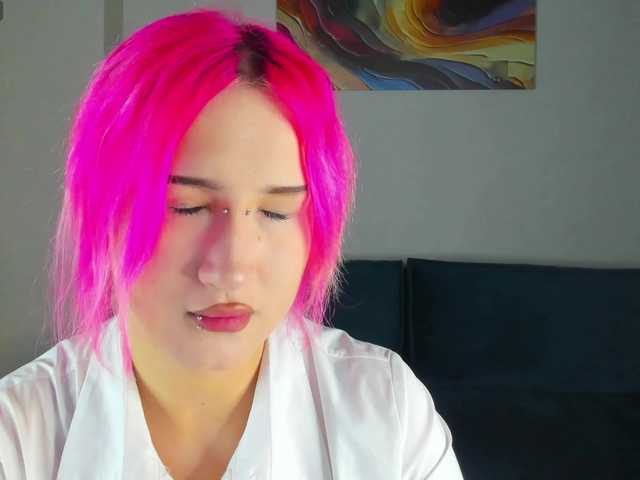 Ekimmj-age live cam on BongaCams